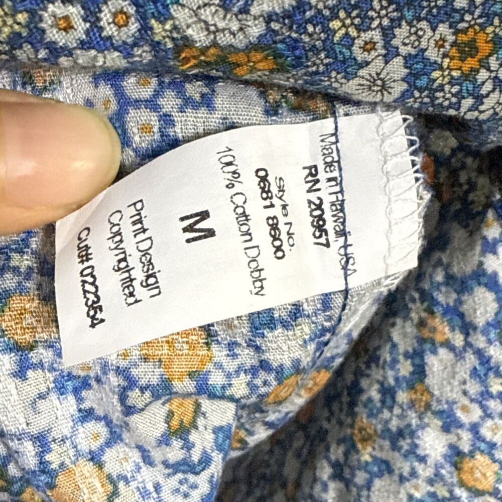 Vintage Tori Richard Hawaiian Print,  Floral Cotton Men's Size Medium Shirt - Picture 7 of 8